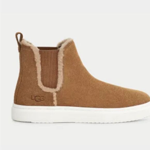 Ugg Alameda Chelsea Sneaker- Chestnut - Picture 1 of 11